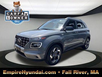 Used 2022 Hyundai Venue Limited w/ Cargo Package