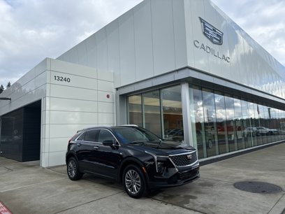 New 2025 Cadillac XT4 Premium Luxury