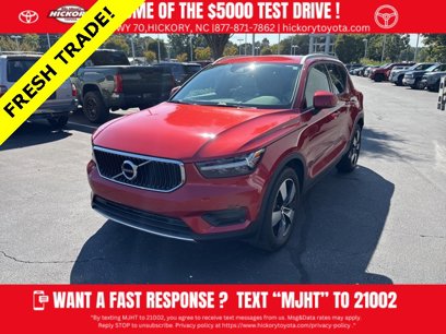 Used 2019 Volvo XC40 T4 Momentum