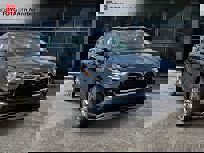 New 2025 Toyota Highlander Platinum