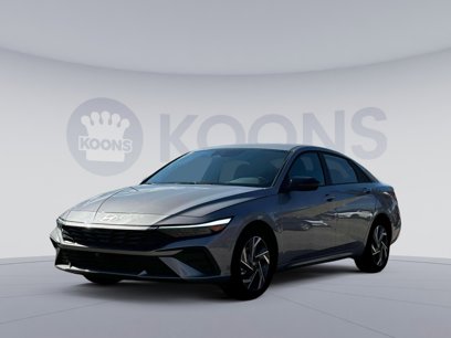 New 2025 Hyundai Elantra SEL