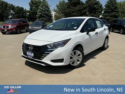New 2025 Nissan Versa S w/ Trunk Package