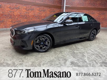 New 2025 BMW i5 eDrive40i w/ Executive Package