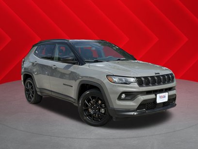 Used 2023 Jeep Compass Altitude