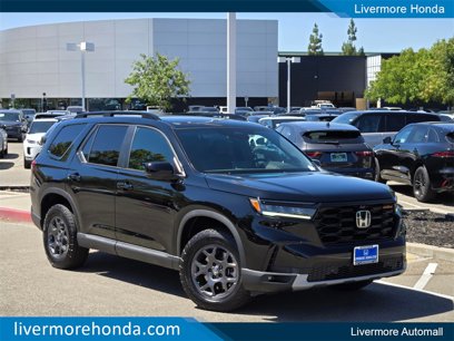 New 2025 Honda Pilot TrailSport