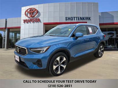 Used 2024 Volvo XC40 B5 Plus