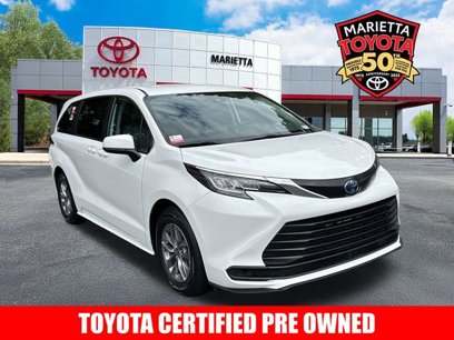 Certified 2023 Toyota Sienna LE