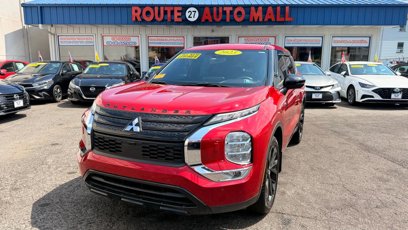 Used 2023 Mitsubishi Outlander ES