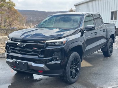New 2024 Chevrolet Colorado Z71 w/ Z71 Convenience Package 2