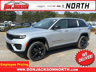 New 2025 Jeep Grand Cherokee Laredo