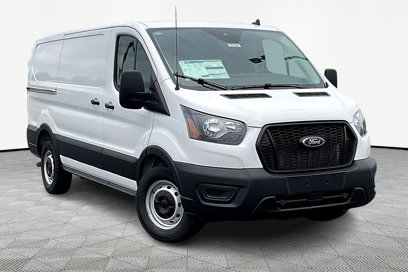 New 2025 Ford Transit 150 Low Roof