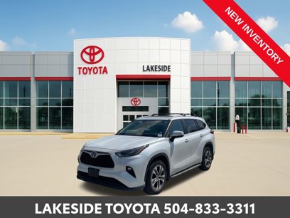 Used 2023 Toyota Highlander XLE