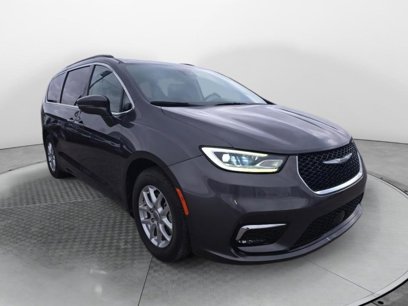 Used 2022 Chrysler Pacifica Touring-L