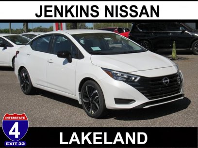 New 2025 Nissan Versa SR w/ Trunk Package