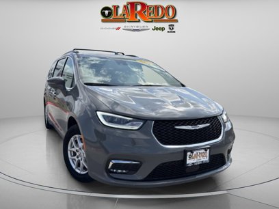 Used 2022 Chrysler Pacifica Touring-L