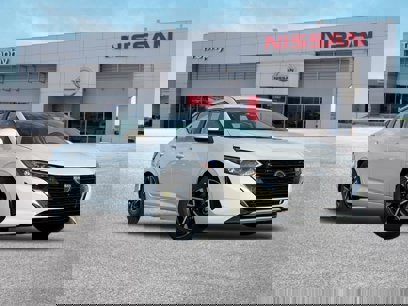 New 2025 Nissan Sentra SV