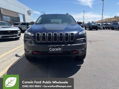 Used 2016 Jeep Cherokee Trailhawk w/ Comfort/Convenience Group