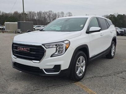 Used 2024 GMC Terrain SLE
