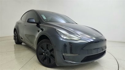 Used 2025 Tesla Model Y Long Range