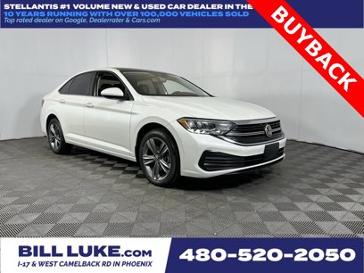Used 2022 Volkswagen Jetta SE w/ Panoramic Sunroof Package
