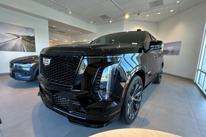 Used 2025 Cadillac Escalade V