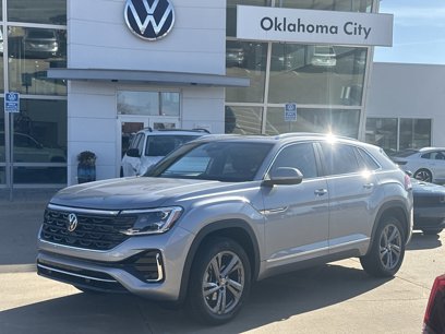 New 2024 Volkswagen Atlas Cross Sport SEL R-Line