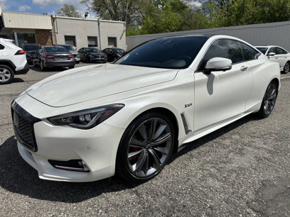 Used 2017 INFINITI Q60 Red Sport 400