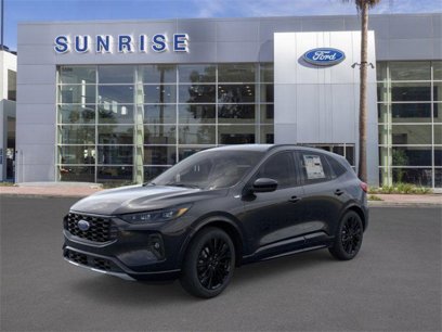 New 2025 Ford Escape ST-Line Elite w/ Class II Trailer Tow Package