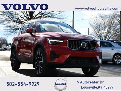 New 2025 Volvo XC40 B5 Ultra w/ Protection Package Premier
