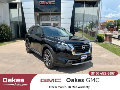 Used 2025 Nissan Pathfinder Platinum