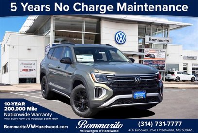 New 2025 Volkswagen Atlas Peak Edition SE