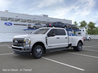 New 2025 Ford F350 XLT