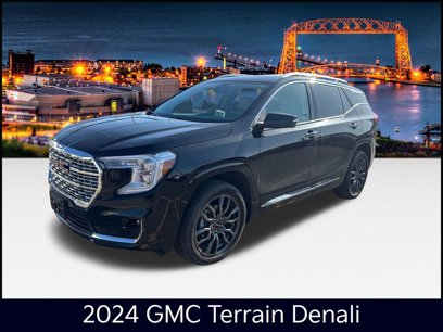 Used 2024 GMC Terrain Denali w/ Black Diamond Edition