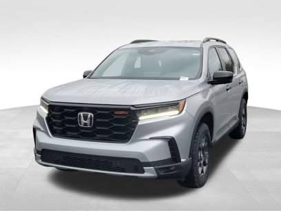 New 2025 Honda Pilot TrailSport