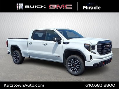 New 2025 GMC Sierra 1500 AT4 w/ Technology Package