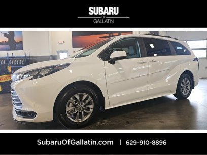 Used 2025 Toyota Sienna LE