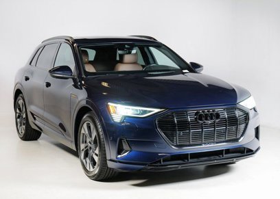 Certified 2022 Audi e-tron Premium w/ Convenience Plus Package