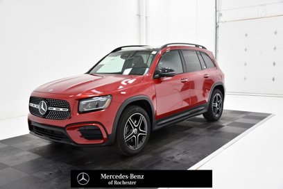 New 2025 Mercedes-Benz GLB 250 4MATIC
