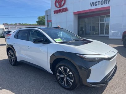 Used 2024 Toyota bZ4X XLE w/ Weather Package