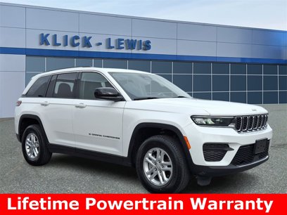 Used 2023 Jeep Grand Cherokee Laredo