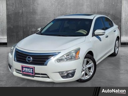 Used 2014 Nissan Altima 2.5 SV w/ Convenience Package