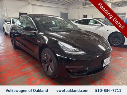 Used 2019 Tesla Model 3 Mid Range