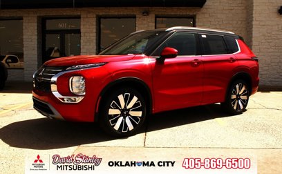 New 2025 Mitsubishi Outlander SEL