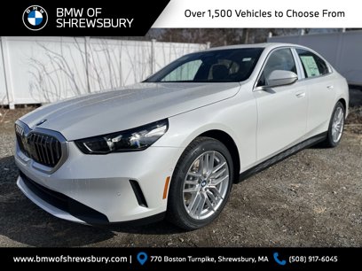 New 2025 BMW 530i xDrive w/ Premium Package
