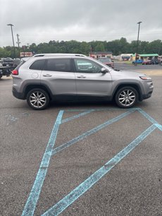 Used 2017 Jeep Cherokee Limited w/ Luxury Group