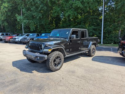 Used 2024 Jeep Gladiator Sport
