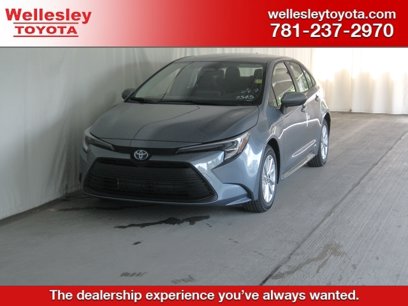 New 2025 Toyota Corolla LE