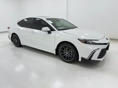 New 2025 Toyota Camry SE w/ Multimedia Upgrade Package