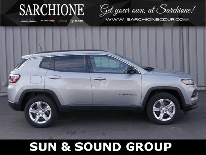 Used 2024 Jeep Compass Latitude w/ Sun and Sound Group