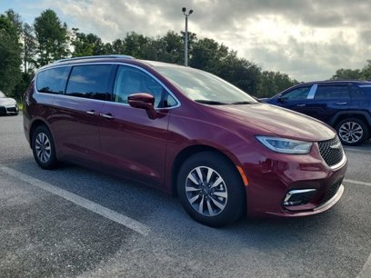 Used 2021 Chrysler Pacifica Touring-L